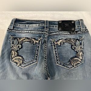 Miss Me Bootcut Jeans. Size 28